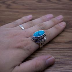 Silver Oval Turquoise Ring