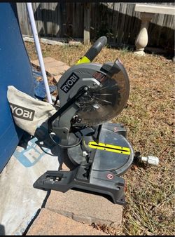 RYOBI 9Amp Corded 10 in. Compound Miter Saw