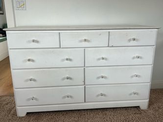 Solid wood dresser