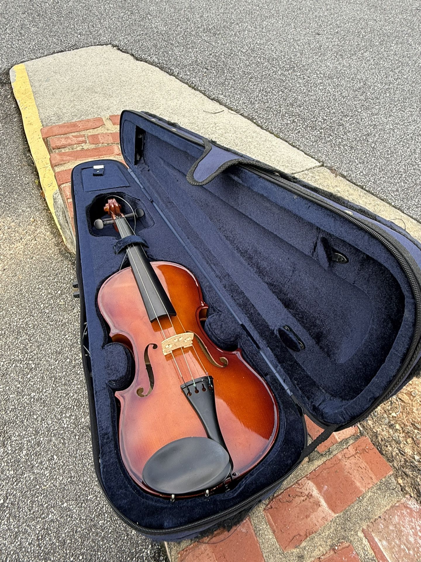 MARK II Violin with Case 🎻