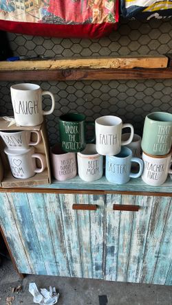 Rae Dunn Mugs 