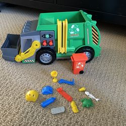 Maxx Action 3-N-1 Maxx Recycler-Toy garbage truck with joystick controller and trash pieces /kid toy