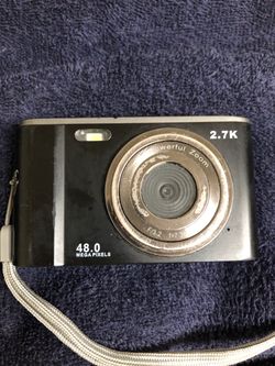 Paveros Digital Camera 48 MP 2.7 K Color : Black / Silver 2.4 LCD Display ( Model: Dc- 302