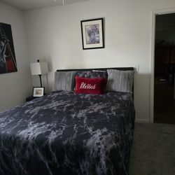 Queen Bedroom Set 
