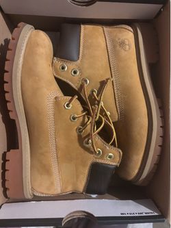 Timberland Boots Size 2/ 2.5