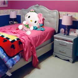 Ashley Furniture Full Size Bed Set