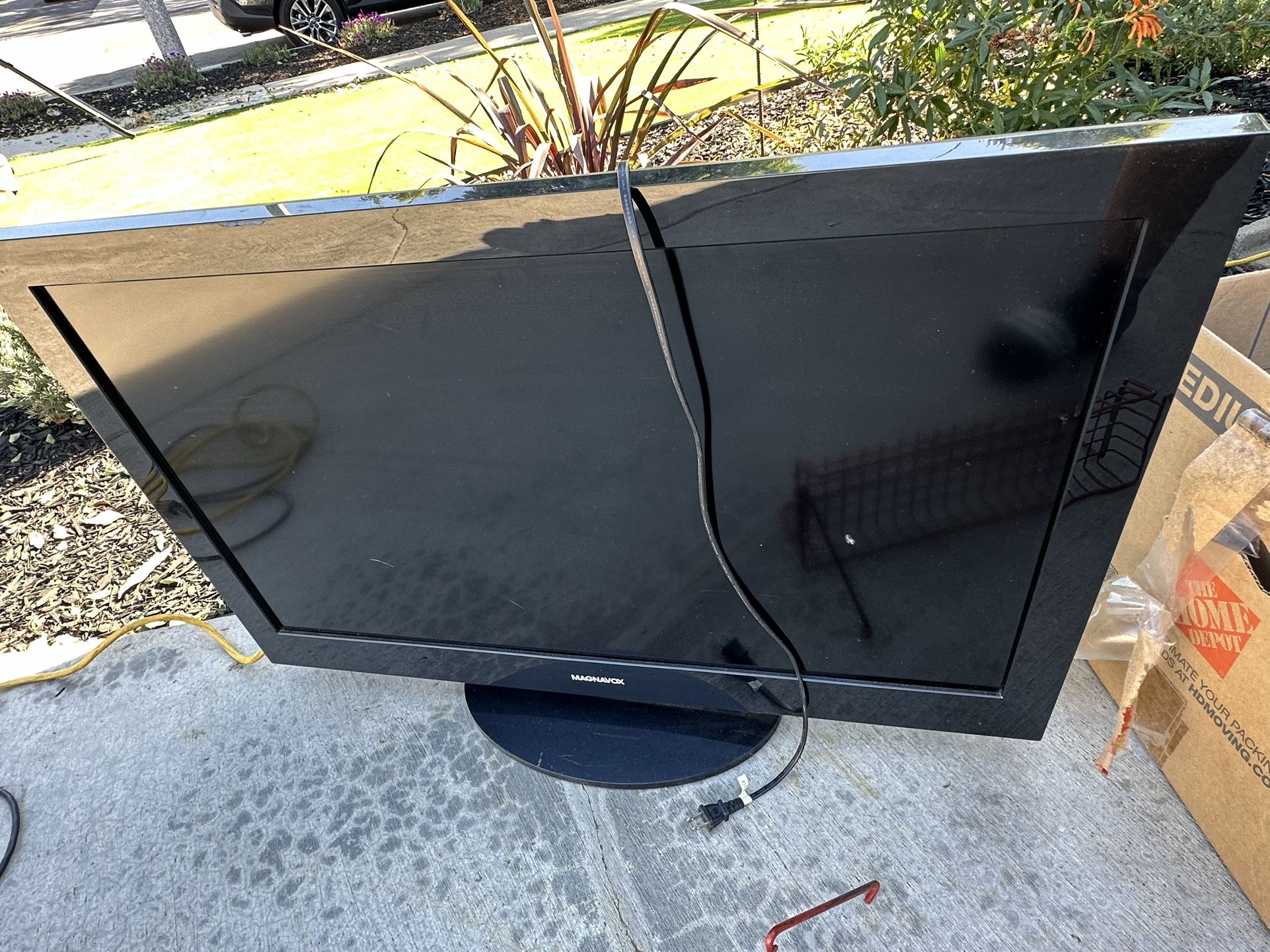 24 Inch Tv