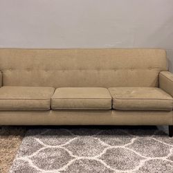 🤎 Mid-Century Modern Sofa – USA Made | Clean & Stylish
MaxHome “Better By Design”