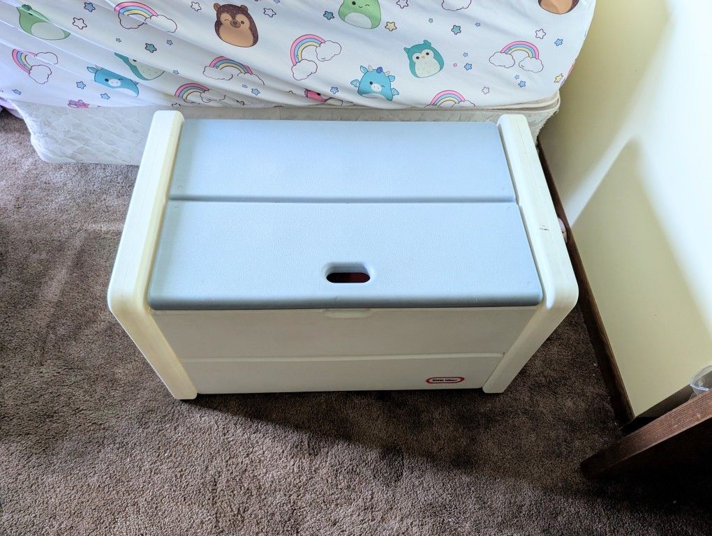 Vintage Little Tikes Toy Box