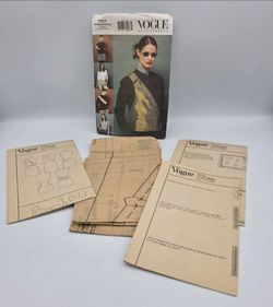 Vogue 7107 UNCUT Body Contour Belt Apron Waist Cross Body Bags Sewing Patterns
