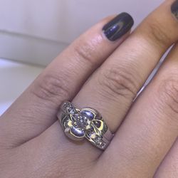 14K White Gold 1 Carat Center Diamond Ring 