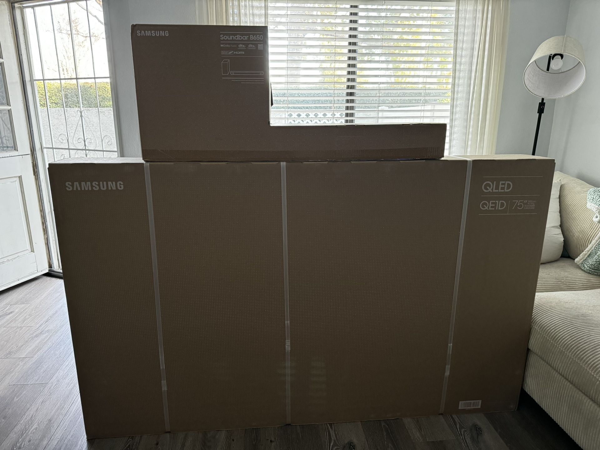 75” Class QLED 4K QE1D QN75QE1DAF & Samsung - HW-B650/ZA 3.1 Soundbar HW-B650