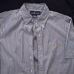 Vintage. 🌎 Ralph Lauren Button Up Slim Fit Shirt