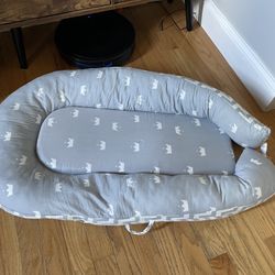 Baby Newborn Travel Bassinet Crib Dock Lounger 