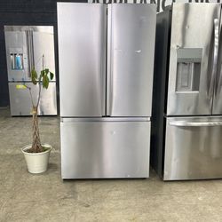 Hisense French Door Refrigerator 4B74