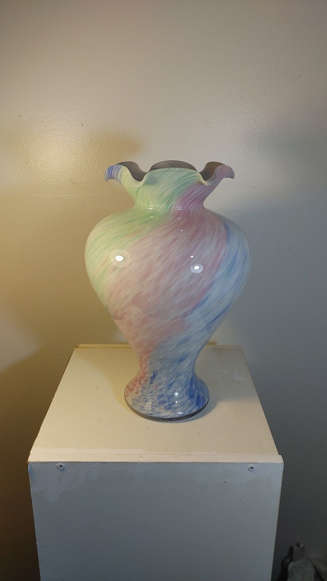 Vintage handblown glass art vase