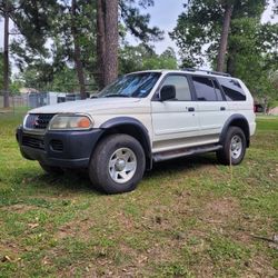 2002 Mitsubishi Montero Sport $525