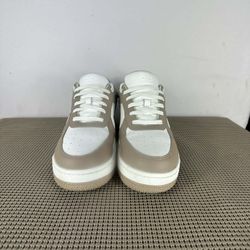 Alo Yoga Recovery Mode. Men’s Size 8 Women’s Size 9