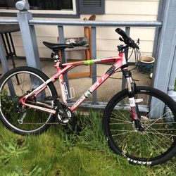 GT Avalanche Mountain Bike