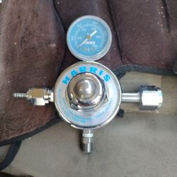 Dental Gas Regulator 