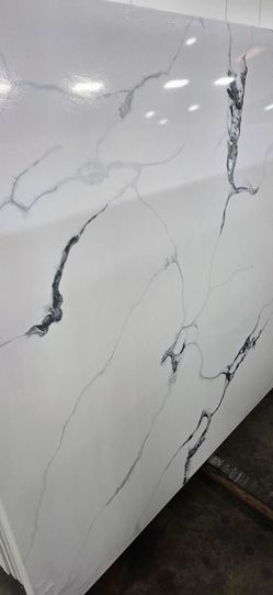 Calacatta Quartz for countertops