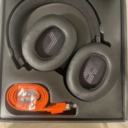 JBL Wireless Headphones 