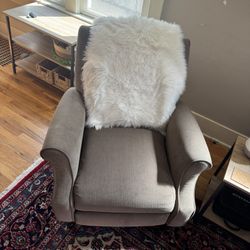 Recliner 