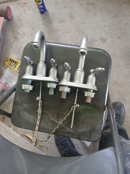 2 Nice Faucets Good Conditions