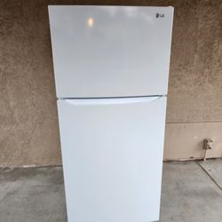 3MONTHS WARRANTY 30X33X66 LG FRIDGE 20CUFT WHITE 