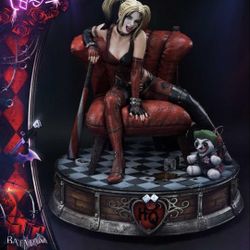  Harley Quinn Statue