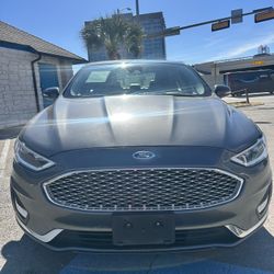 2020 Ford Fusión 