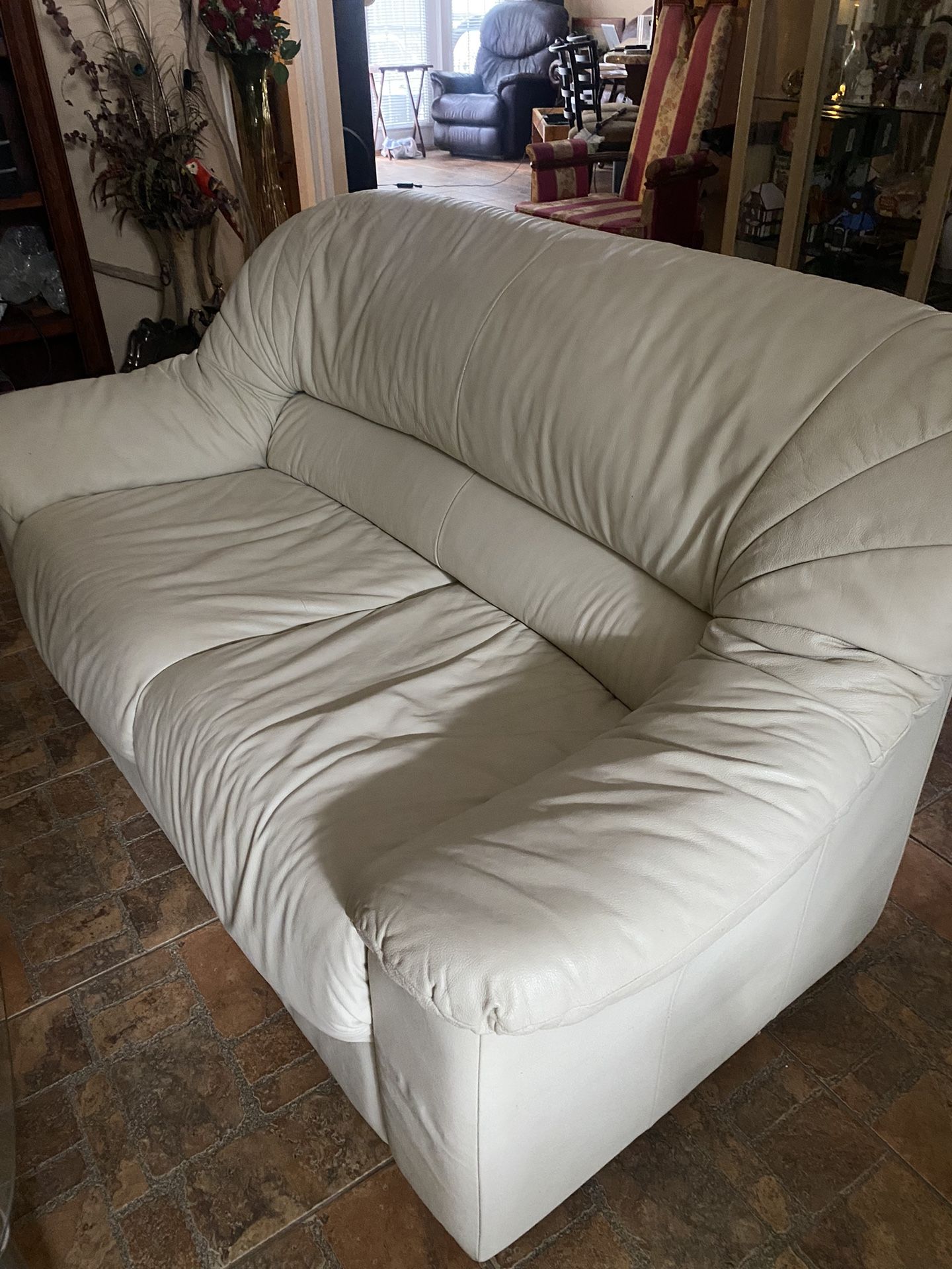 White Leather Couch Both Go Together