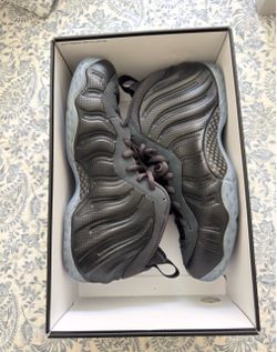 Nike  Foamposite size 13