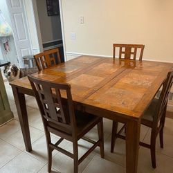 Dining Table & Chairs