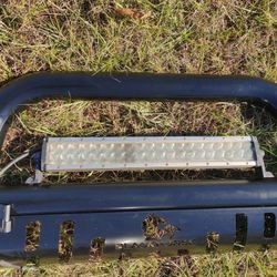 Black Horse bull bar with LED light Good Condition