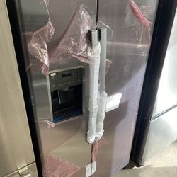 New GE Side By Side Refrigerator 