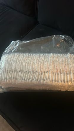 Huggies little snugglers newborn diapers