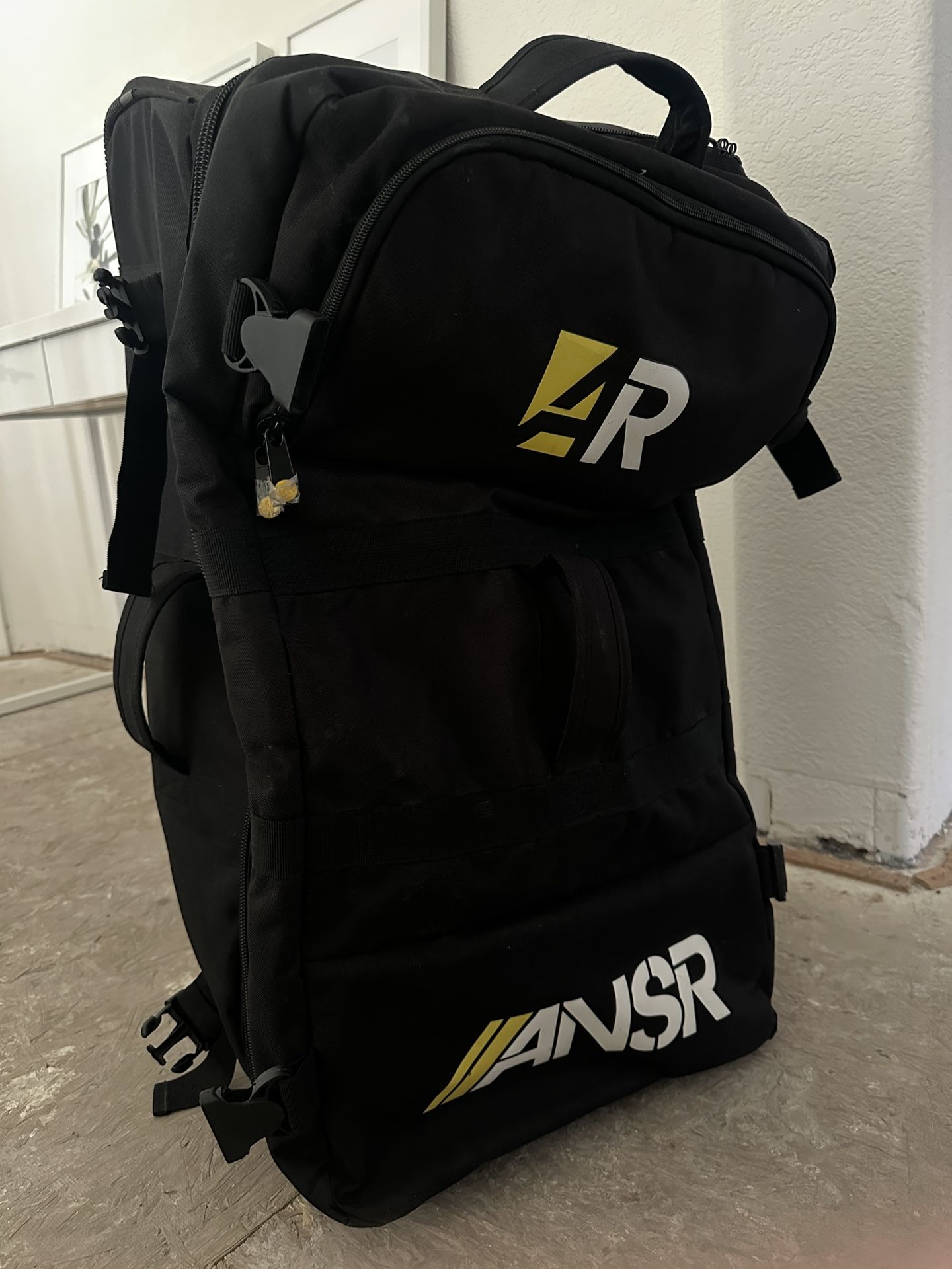 ANSR Rolling Gear Bag