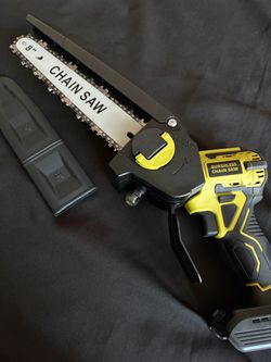 8-Inch Cordless Brushless Mini Chainsaw