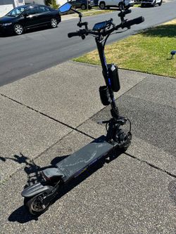 Yume Hawk Pro scooter