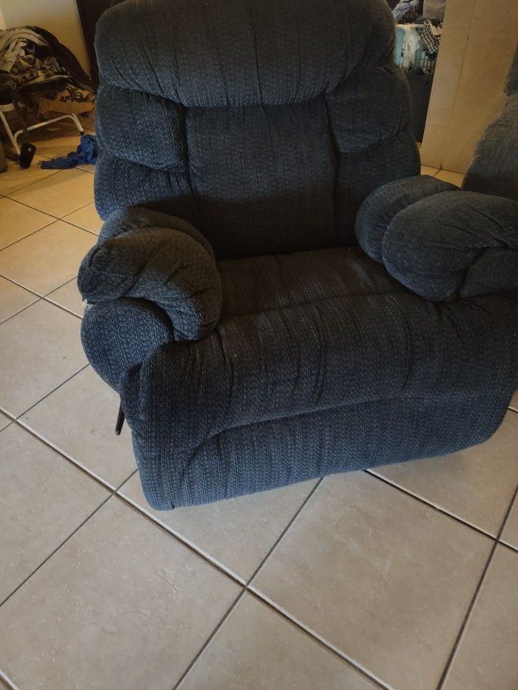 Love Sofa And Recliner