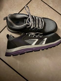 Steel toe shoes