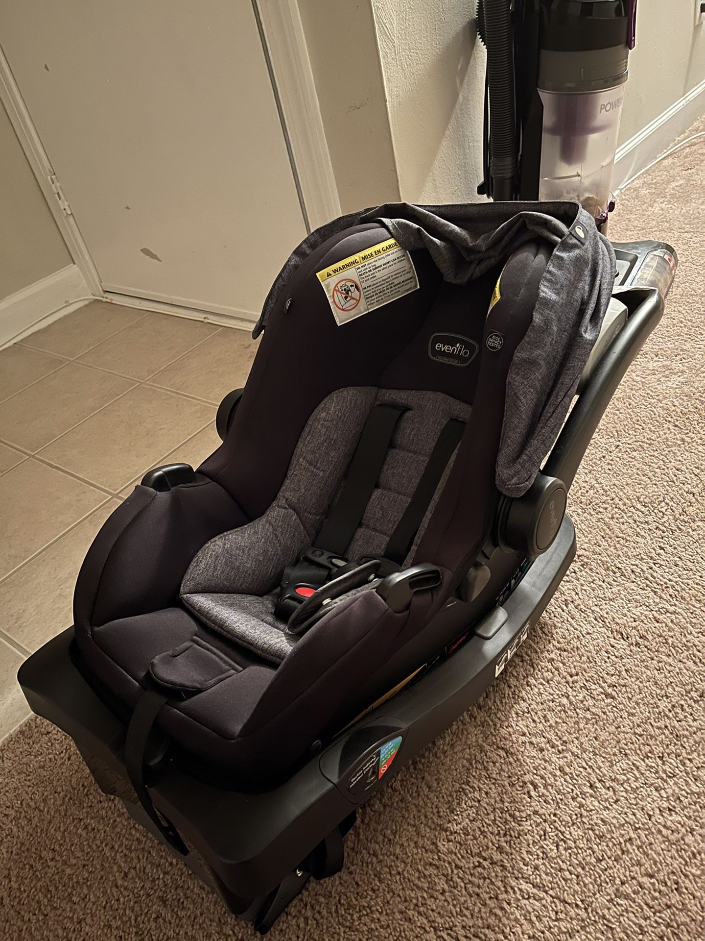 EVENFLO CARSEAT GREAT CONDITION NEED GONE ASAP!! 