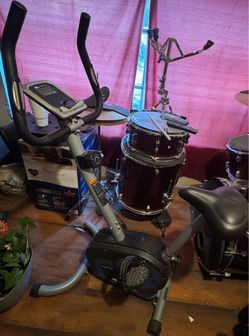 XTERRA Fitness UB120 Magnetic Upright Cycle Exercise Bike