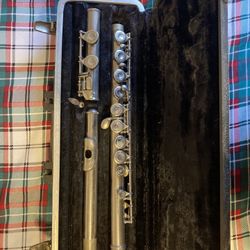 Bundy Student Flute
