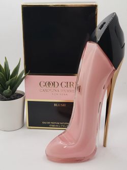 Carolina Herrera
 
Good Girl Blush Eau de Parfum

2.7 fl ⭐️