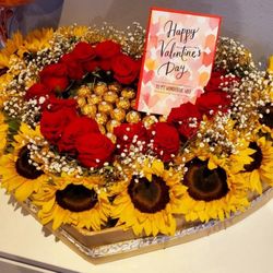 Fresh Flower Arrangements 