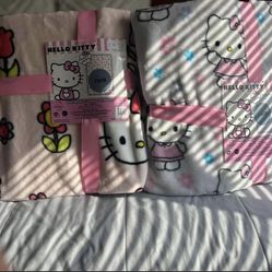 Hello Kitty Twin Blanket Bundle