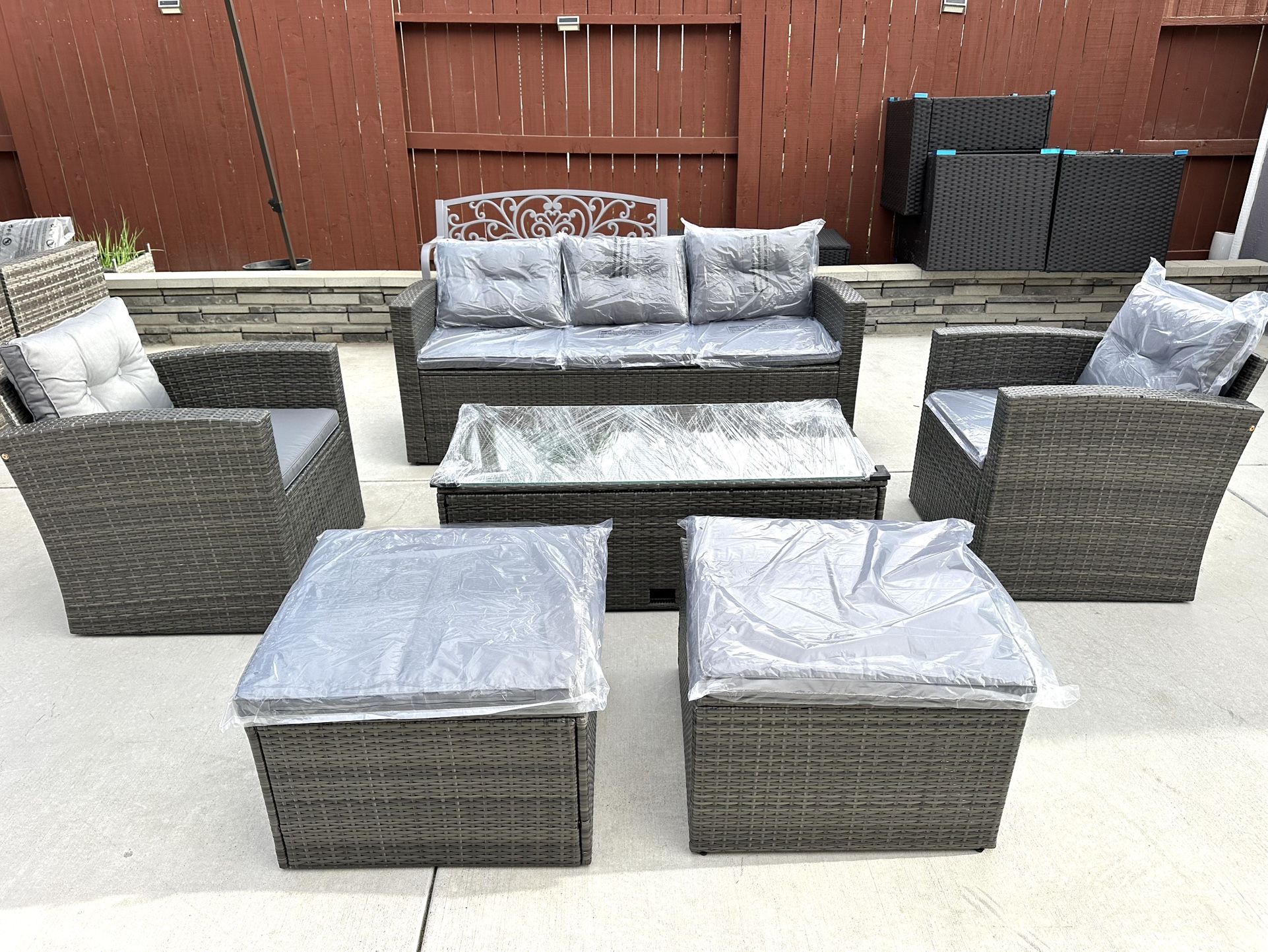 SALE♦️Brand new Assembled 6 piece wicker outdoor patio furniture set with dark gray cushions