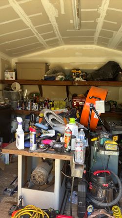 Moving sale.  701 Elm Av modesto friday and saturday   12 and13 june